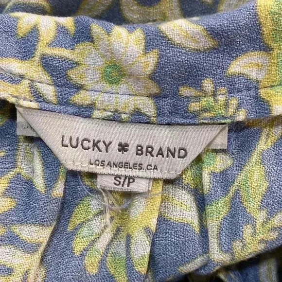Lucky Brand Blue & Yellow Floral Elastic Waist, 3/4 Sleeve Top, Brass Buttons. - Picture 7 of 14